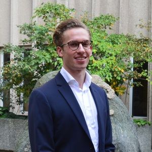 Meet your Posher, Connor